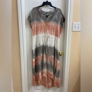 Blue Saks Fifth Avenue  Dress Size XL  Neutral Colors Rayon